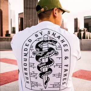 SNAKES & FAKES TEE
